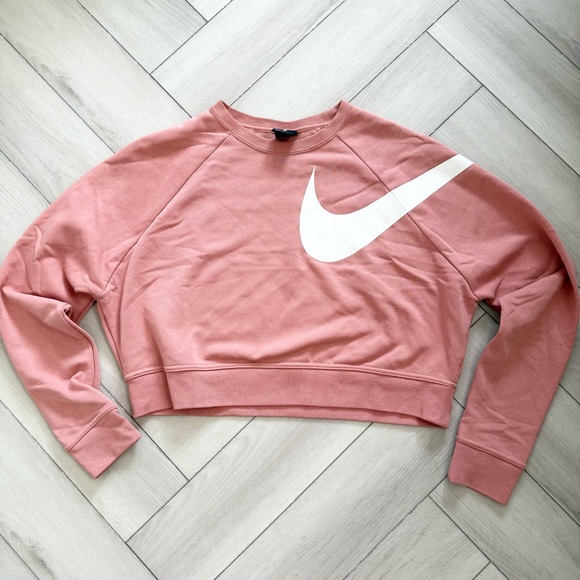 โ๏ธ NIKE WHITE LOGO CREW NECK SWEATER - Picture 1 of 5